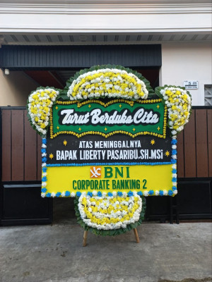 Papan Bunga Duka di Sei Sikambing B